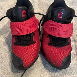 Nike Boys Basketball sneakers